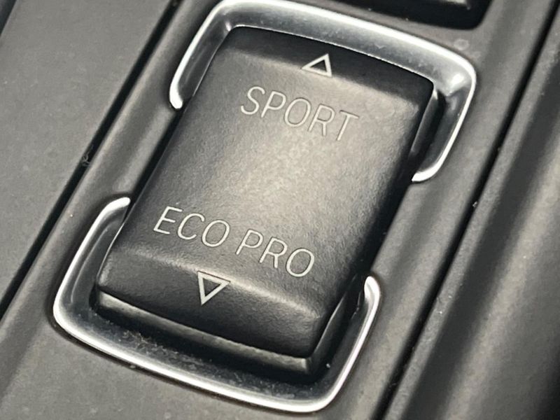 2014 BMW 3 Series LDA-3D20 (UW-6a4dc15e0fea7)[14]