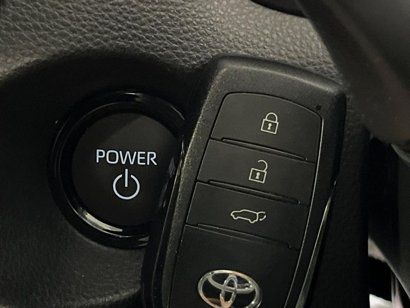 2024 Toyota Corolla Cross 6AA-ZVG13 (UW-6a4dc1a50550e)[29]