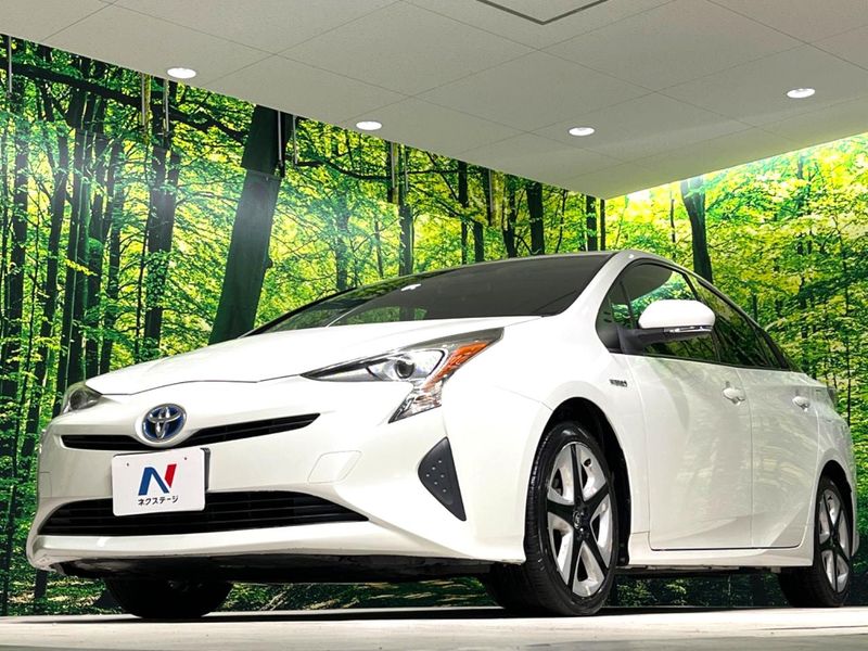 2017 Toyota Prius DAA-ZVW50 (UW-6a4dc1b55028e)[6]