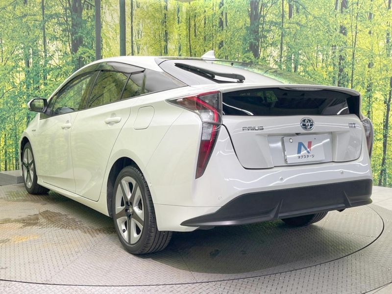2017 Toyota Prius DAA-ZVW51 (UW-6a4dc1bb5a913)[12]