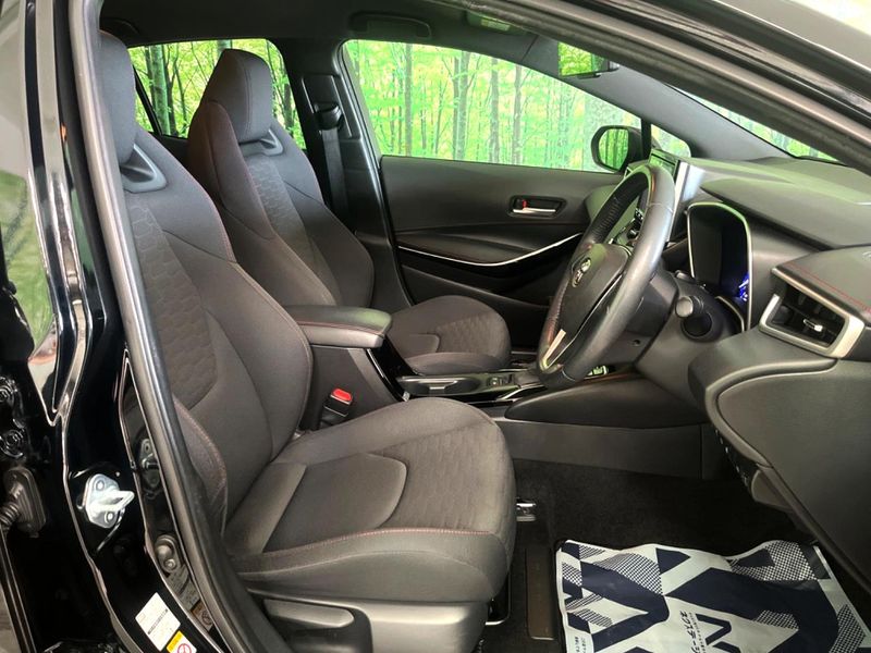 2019 Toyota Corolla Sport 6AA-ZWE211H (UW-6a4dc1c1bdbf9)[19]