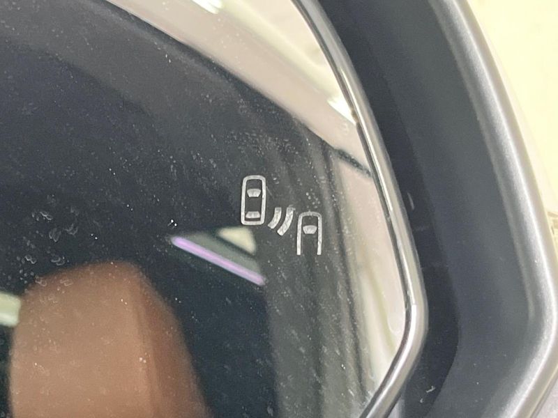 2023 Toyota Vellfire Hybrid 6AA-AAHH40W (UW-6a4f0f66e9f76)[22]