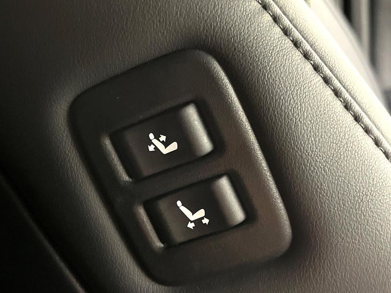 2021 Toyota Alphard 3BA-AGH30W (UW-6a4f0f8b99475)[13]