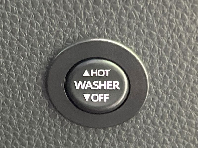 2023 Toyota Harrier Hybrid 6AA-AXUH80 (UW-6a4f0faf31896)[13]