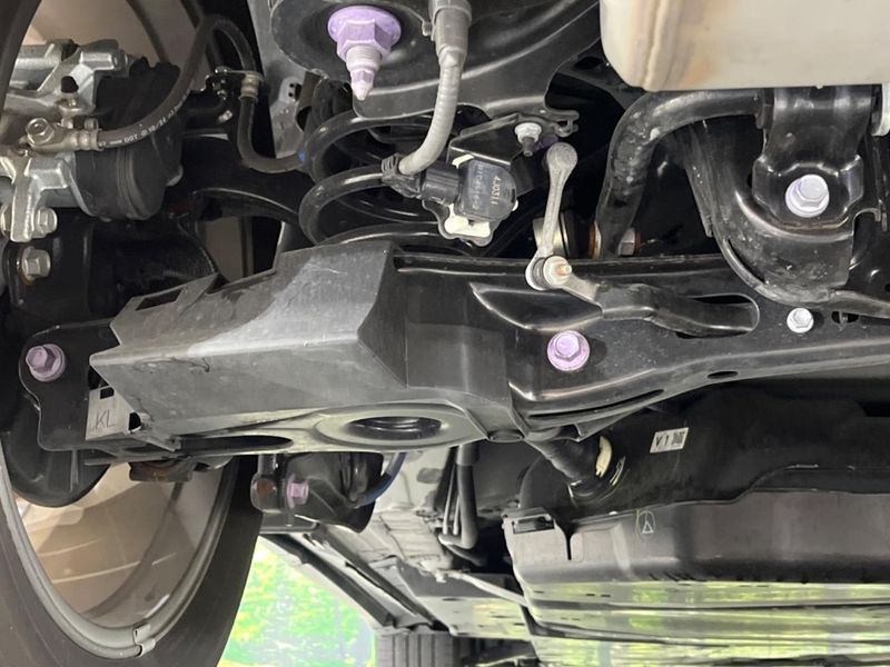 2024 Toyota Harrier Hybrid 6AA-AXUH80 (UW-6a4f0fb24cda8)[29]
