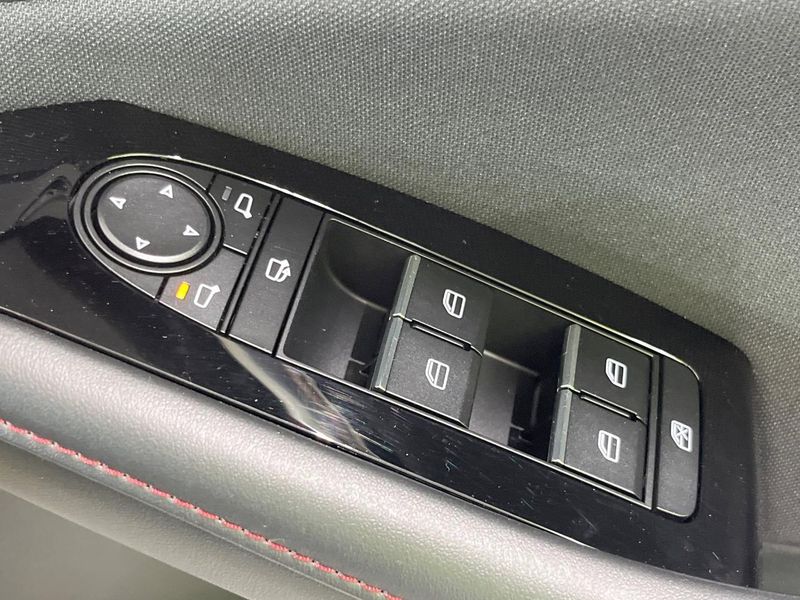 2025 Mazda CX-30 5AA-DMEJ3R (UW-6a4f101700771)[18]