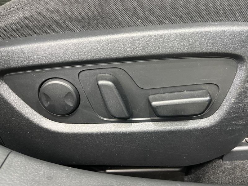 2021 Mazda CX-30 5BA-DMEP (UW-6a4f1019026ca)[22]