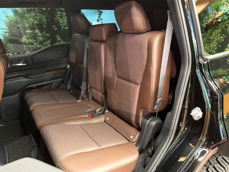 2024 Toyota Land Cruiser 250 3DA-GDJ250W (UW-6a4f1042bf6dc)[12]
