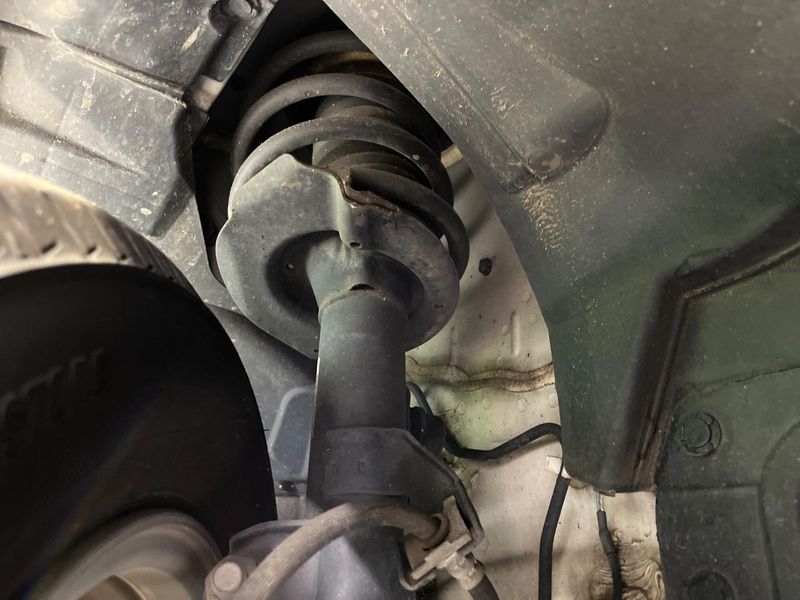 2018 Nissan Serena DAA-GFNC27 (UW-6a4f10543ef5c)[13]