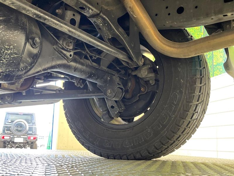 2015 Toyota FJ CRUISER CBA-GSJ15W (UW-6a4f1067a8343)[17]