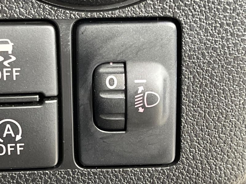 2022 Daihatsu Mira Tocot 5BA-LA560S (UW-6a4f113b1514b)[19]