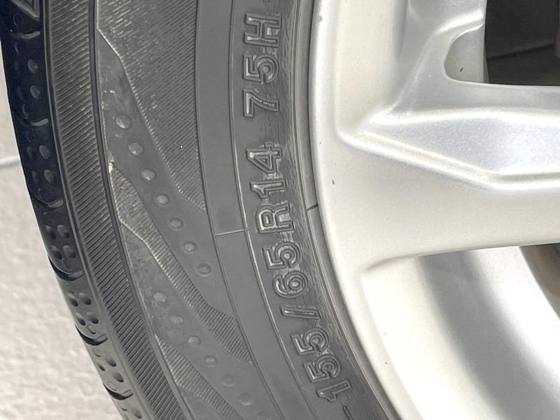 2019 Toyota Pixis Mega DBA-LA700A (UW-6a4f115255192)[15]