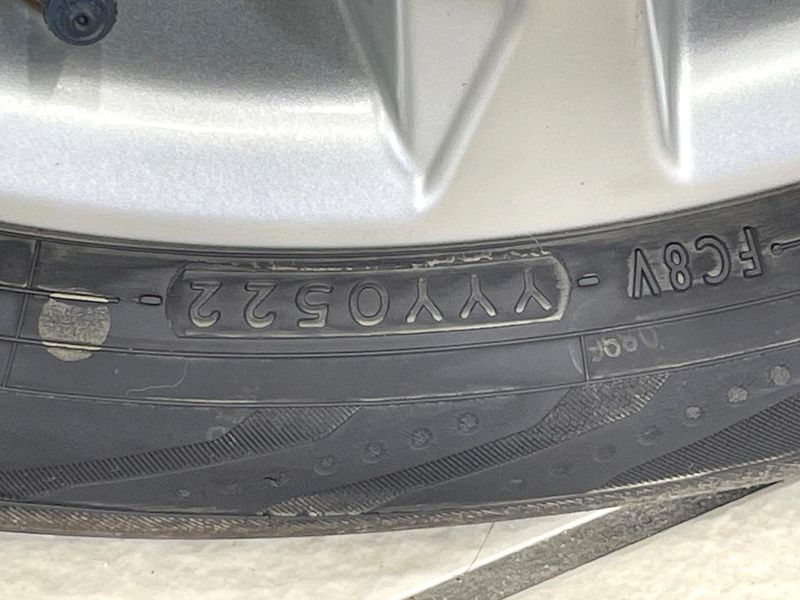 2019 Toyota Pixis Mega DBA-LA700A (UW-6a4f115255192)[14]
