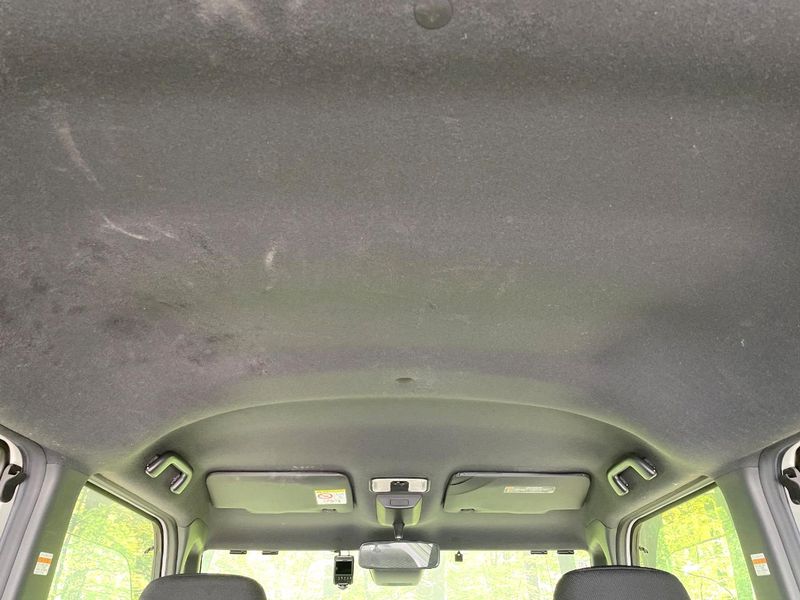 2019 Toyota Pixis Mega DBA-LA700A (UW-6a4f115255192)[11]