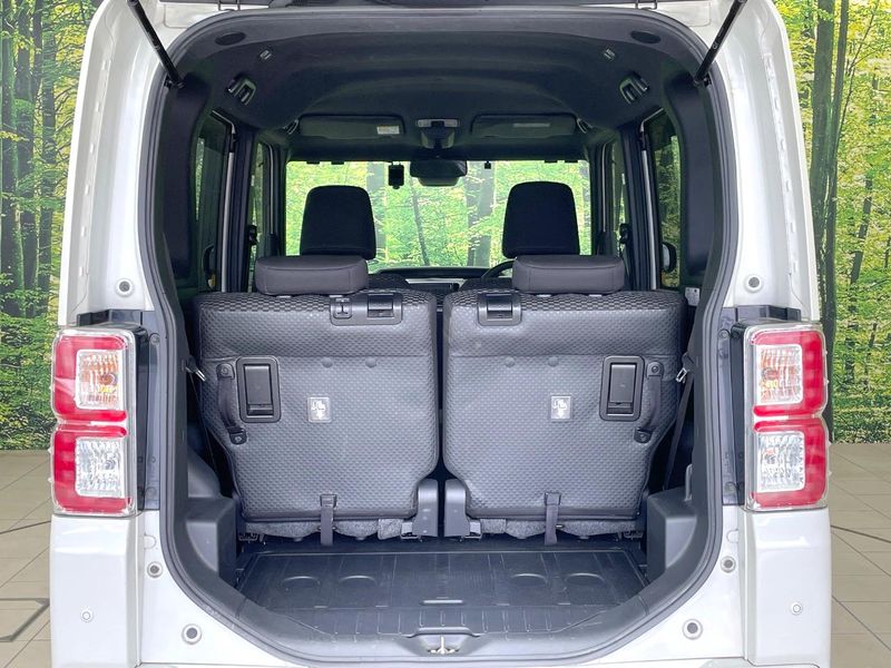 2019 Toyota Pixis Mega DBA-LA700A (UW-6a4f115255192)[8]