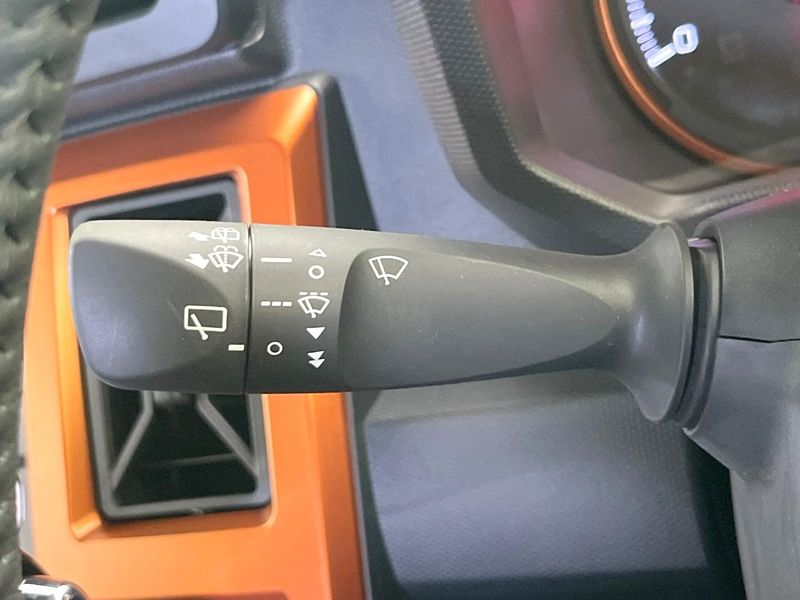 2025 Daihatsu Taft 5BA-LA900S (UW-6a4f116626669)[23]