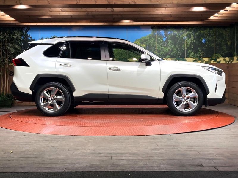 2021 Toyota RAV4 6BA-MXAA54 (UW-6a4f11e38f03a)[17]