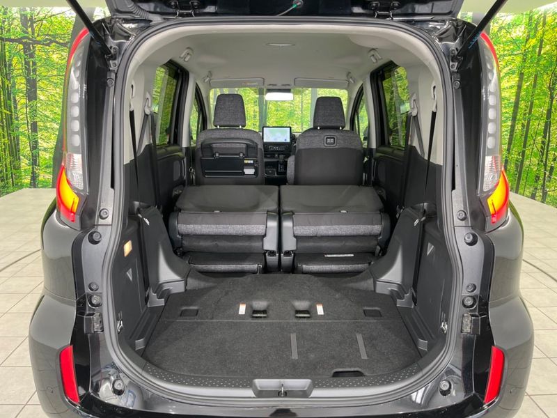 2023 Toyota Sienta 6AA-MXPL15G (UW-6a4f120a829b7)[11]