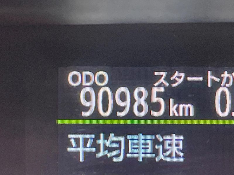 2013 Toyota Aqua DAA-NHP10 (UW-6a4f123053373)[2]