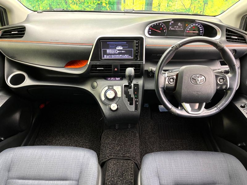 2016 Toyota Sienta DBA-NSP170G (UW-6a4f12467f488)[6]