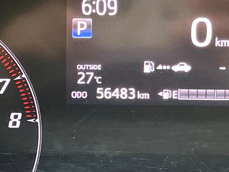 2016 Toyota Sienta DBA-NSP170G (UW-6a4f12467f488)[2]