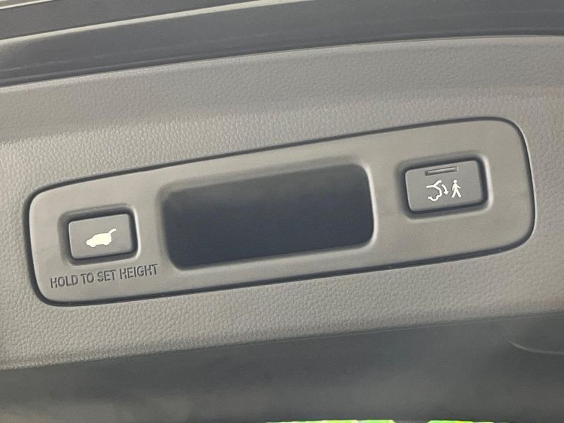 2021 Honda Vezel 6AA-RV5 (UW-6a4f126d010e0)[12]