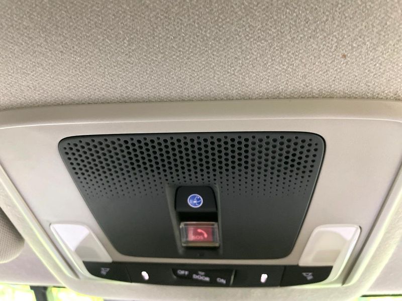 2023 Honda Vezel 6AA-RV5 (UW-6a4f127118e16)[23]
