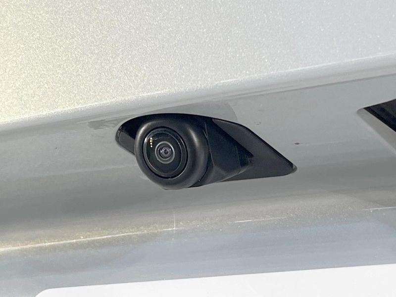 2023 Honda Vezel 6AA-RV5 (UW-6a4f1273057c1)[25]