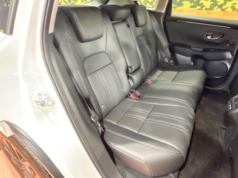 2023 Honda ZR-V 5BA-RZ3 (UW-6a4f1278b5e4e)[25]