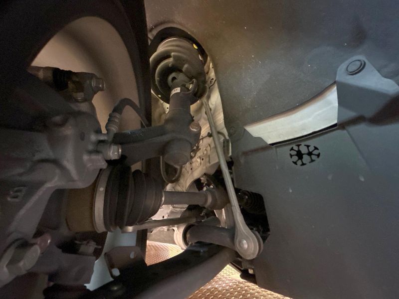 2023 Honda ZR-V 5BA-RZ3 (UW-6a4f1278b5e4e)[12]