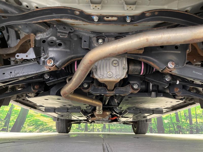 2019 Subaru Forester 5AA-SKE (UW-6a4f128d0dab6)[17]