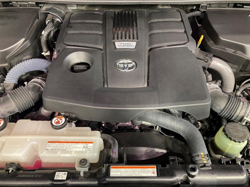 2023 Toyota Land Cruiser 3BA-VJA300W (UW-6a4f12af19a1d)[6]