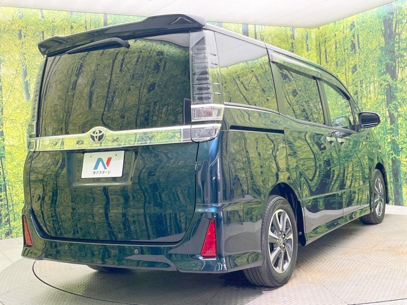 2021 Toyota Voxy 3BA-ZRR80W (UW-6a4f12f3bc777)[11]