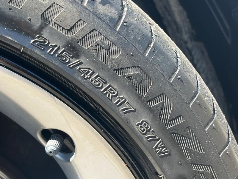 2021 Toyota Prius 6AA-ZVW51 (UW-6a4f13115e176)[8]