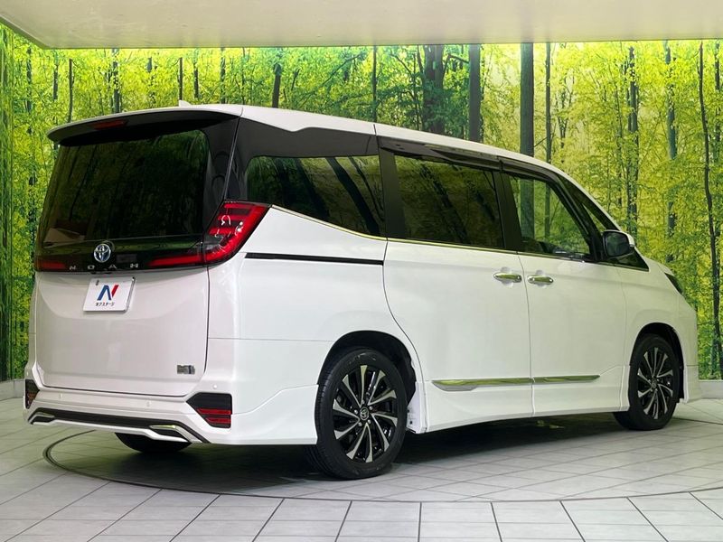 2023 Toyota Noah 6AA-ZWR90W (UW-6a4f132889ec9)[8]