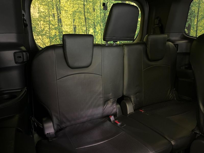 2023 Toyota Noah 6AA-ZWR90W (UW-6a4f132889ec9)[28]