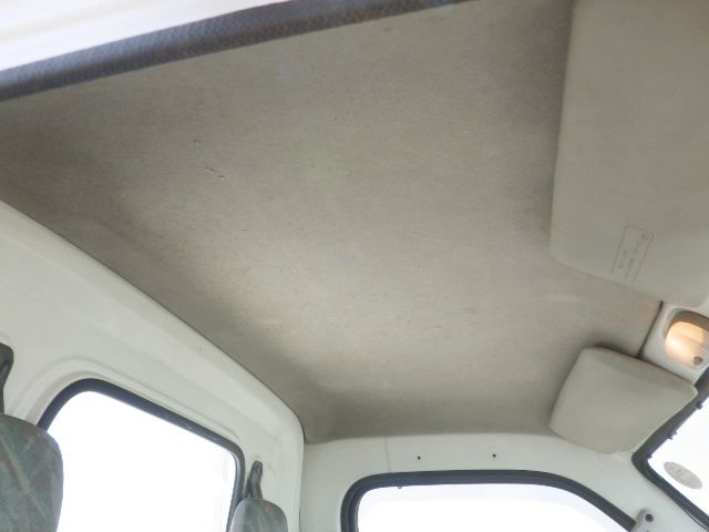 1999 Suzuki Carry Truck DA52T (UW-6a4f63323e19d)[16]