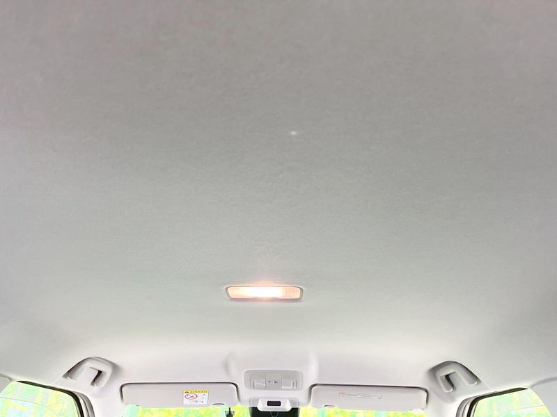 2023 Daihatsu Rocky 5BA-A201S (UW-6a50610d5110b)[13]