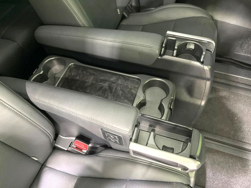 2021 Toyota Alphard 3BA-AGH30W (UW-6a506140da4ea)[26]