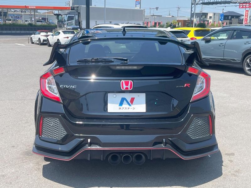 2017 Honda Civic DBA-FK8 (UW-6a5061f667cc2)[8]
