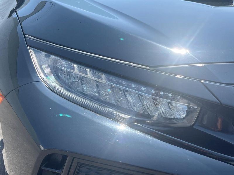 2017 Honda Civic DBA-FK8 (UW-6a5061f667cc2)[12]