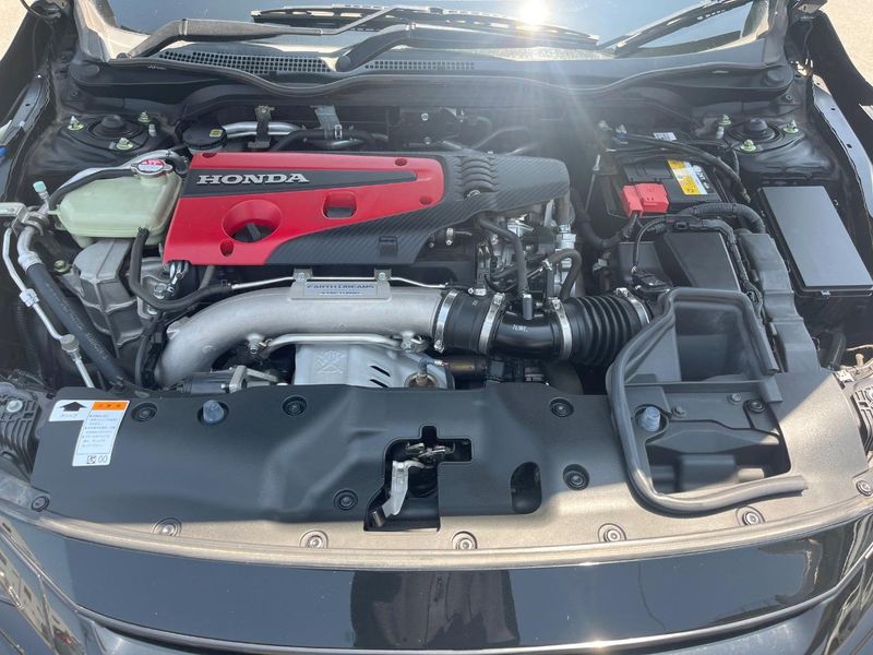 2017 Honda Civic DBA-FK8 (UW-6a5061f667cc2)[22]