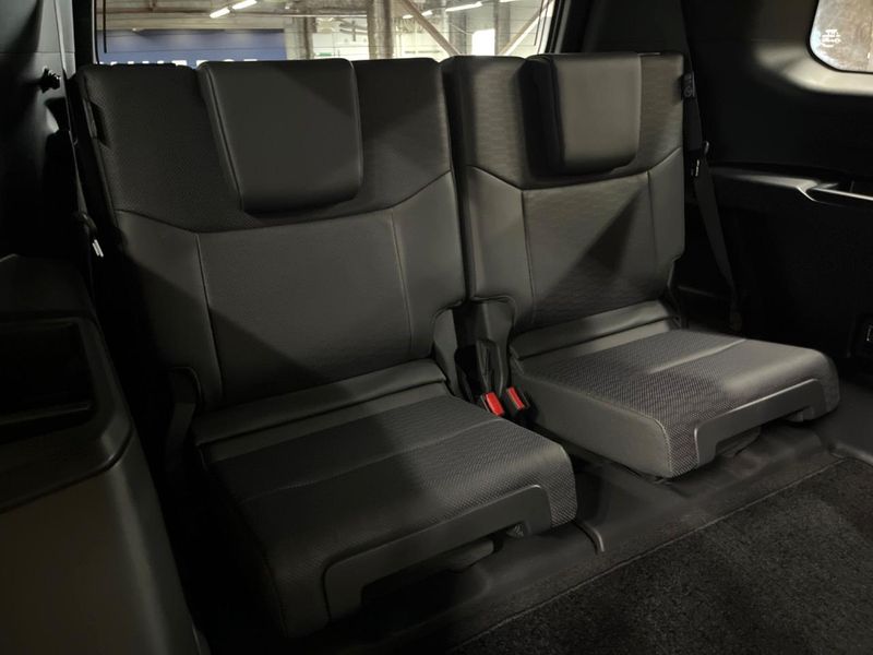 2025 Toyota Land Cruiser 250 3DA-GDJ250W (UW-6a506209da136)[22]