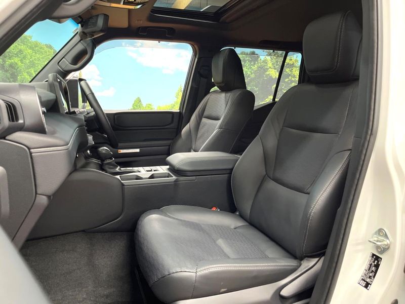 2025 Toyota Land Cruiser 250 3DA-GDJ250W (UW-6a506209da136)[5]