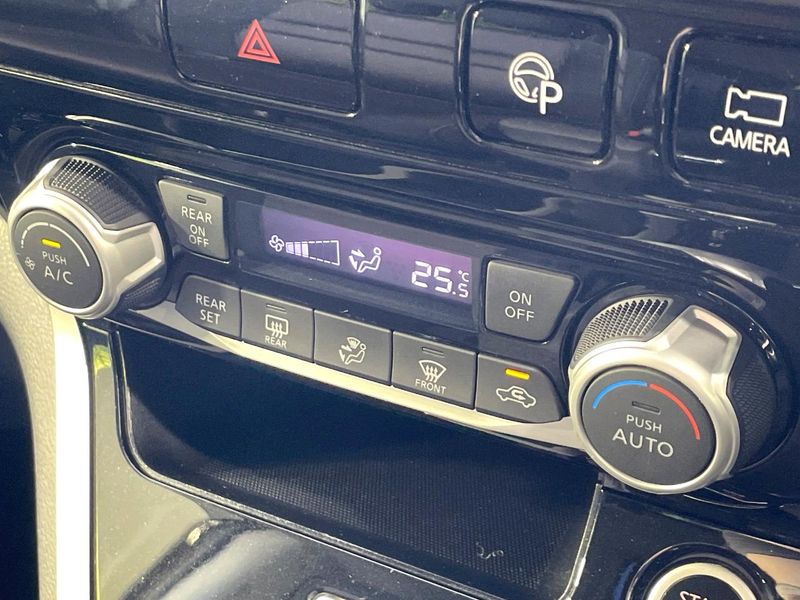 2017 Nissan Serena DAA-GFC27 (UW-6a50620ef3907)[9]
