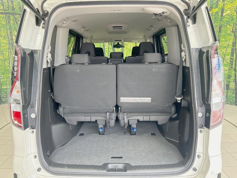 2019 Nissan Serena DAA-GFC27 (UW-6a50621592f58)[18]