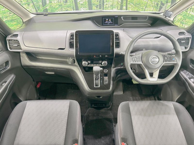 2019 Nissan Serena DAA-GFC27 (UW-6a50621592f58)[27]