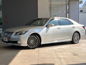 2016 Toyota Crown Majesta DAA-GWS214