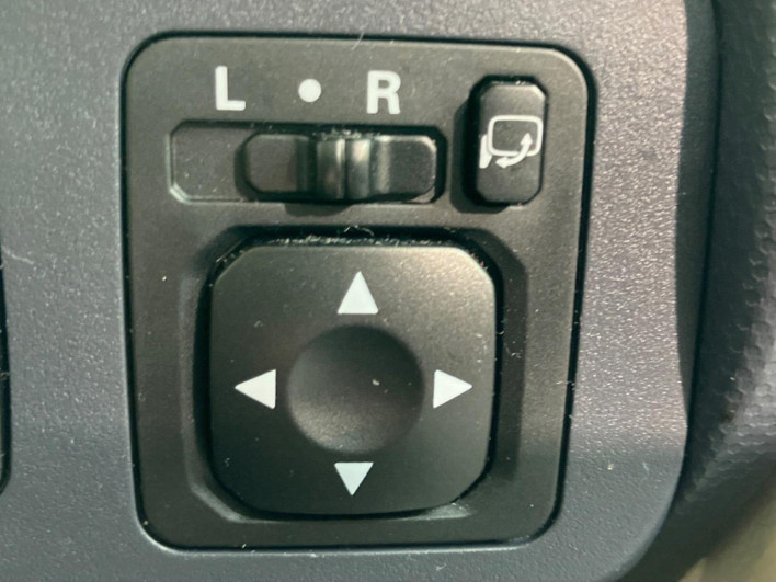 2011 Mitsubishi eK Wagon DBA-H82W (UW-6a506246498ee)[16]