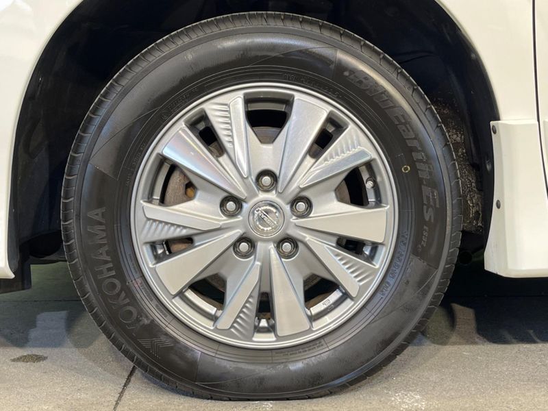 2018 Nissan Serena DAA-HFC27 (UW-6a506263e4cf3)[26]